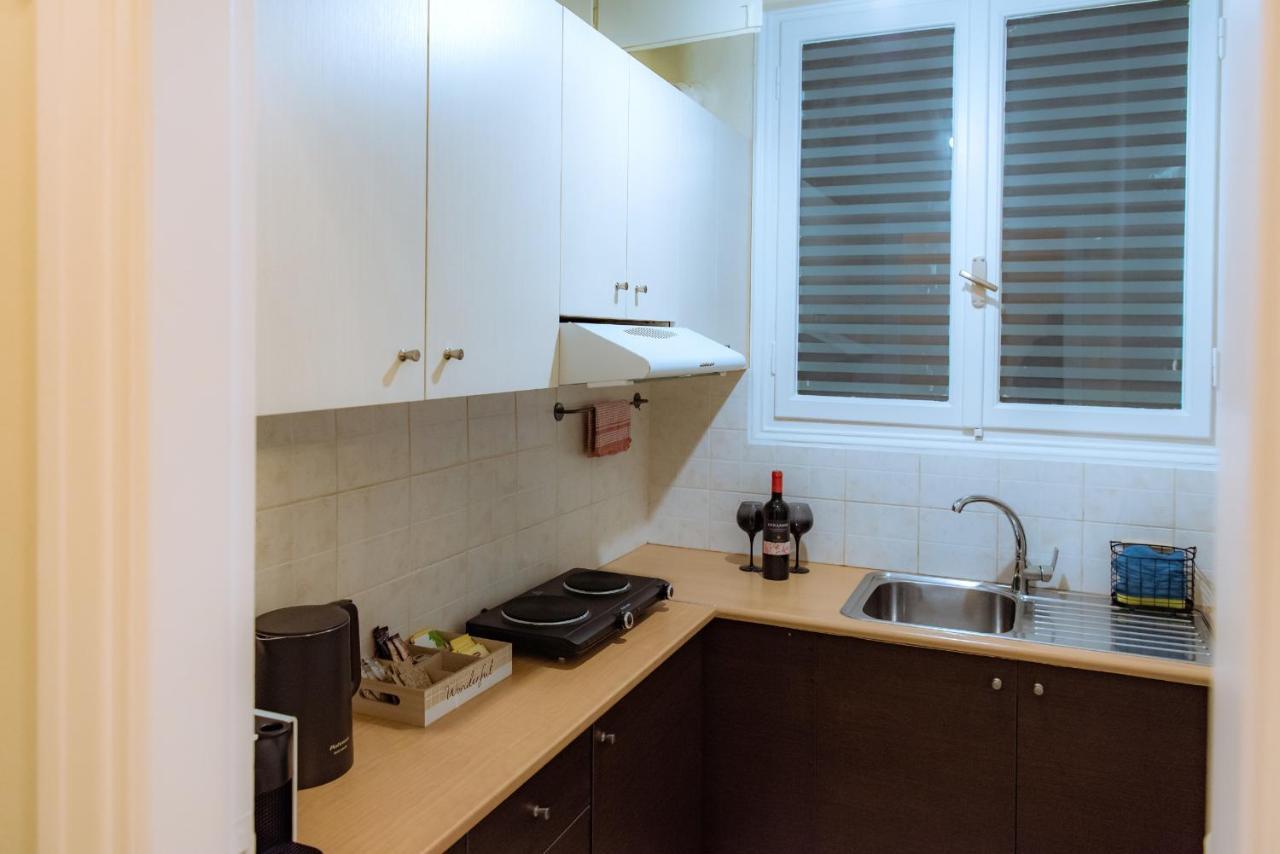 Apartment Plaka *